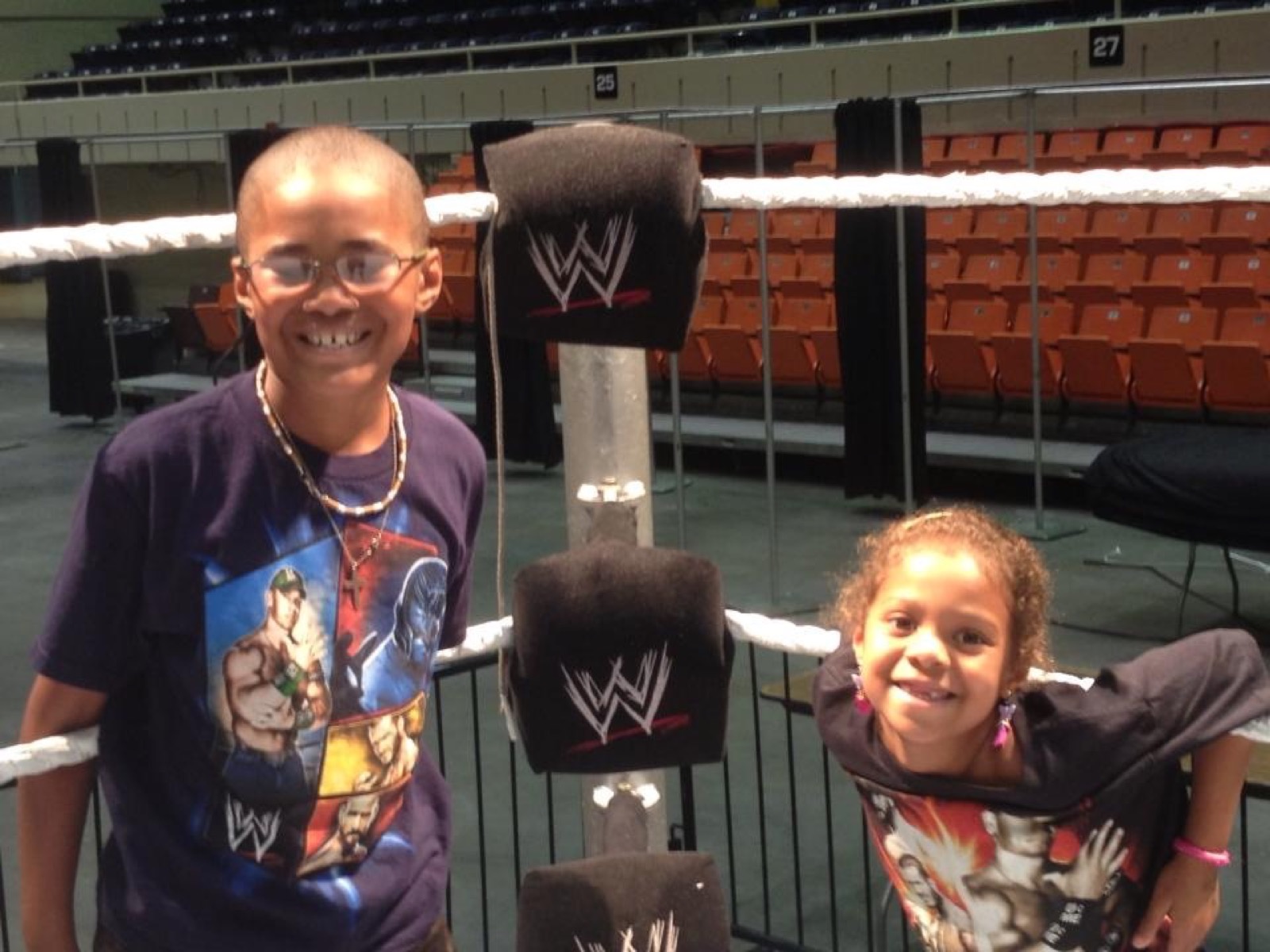 Kip's kids at the ring in an empty arena
